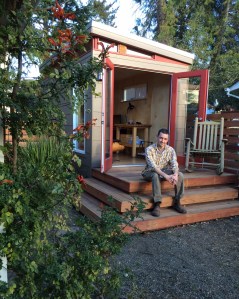 Mike Jones, a screenwriter living in the Bay Area, was impressed with how efficient the Modern-Shed team worked.